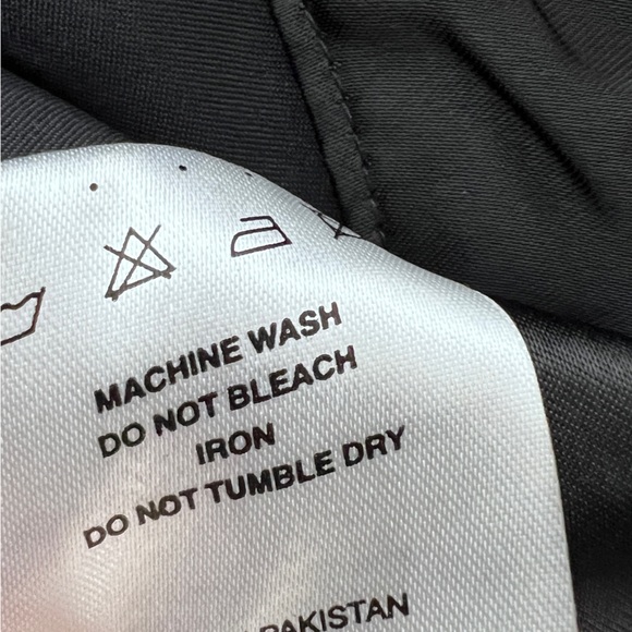 NWT Youths In Balaclava Black Nylon Cargo Cropped Pants in Mens Sz XL - Picture 9 of 13